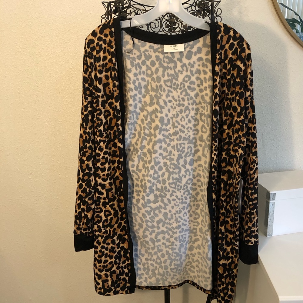 Ivoire Cheetah Long Cardigan - M